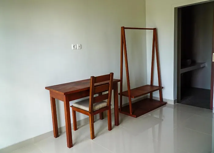 Puri Warung & Canggu (Bali)
